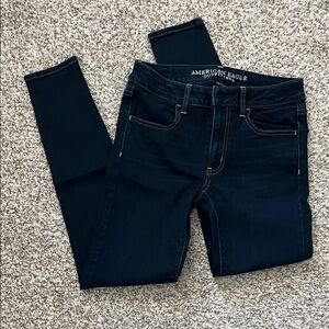 American Eagle Outfitters Women's Dark Blue Super Stretch Jeggings. Size 6